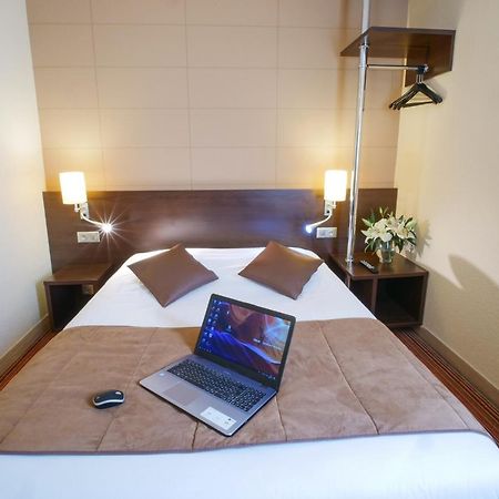 Hotel Inn Design Poitiers Sud Екстериор снимка