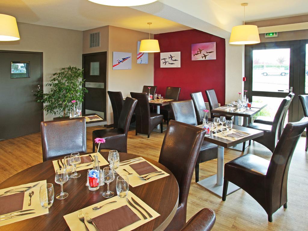 Hotel Inn Design Poitiers Sud Екстериор снимка
