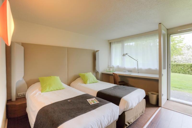 Hotel Inn Design Poitiers Sud Екстериор снимка