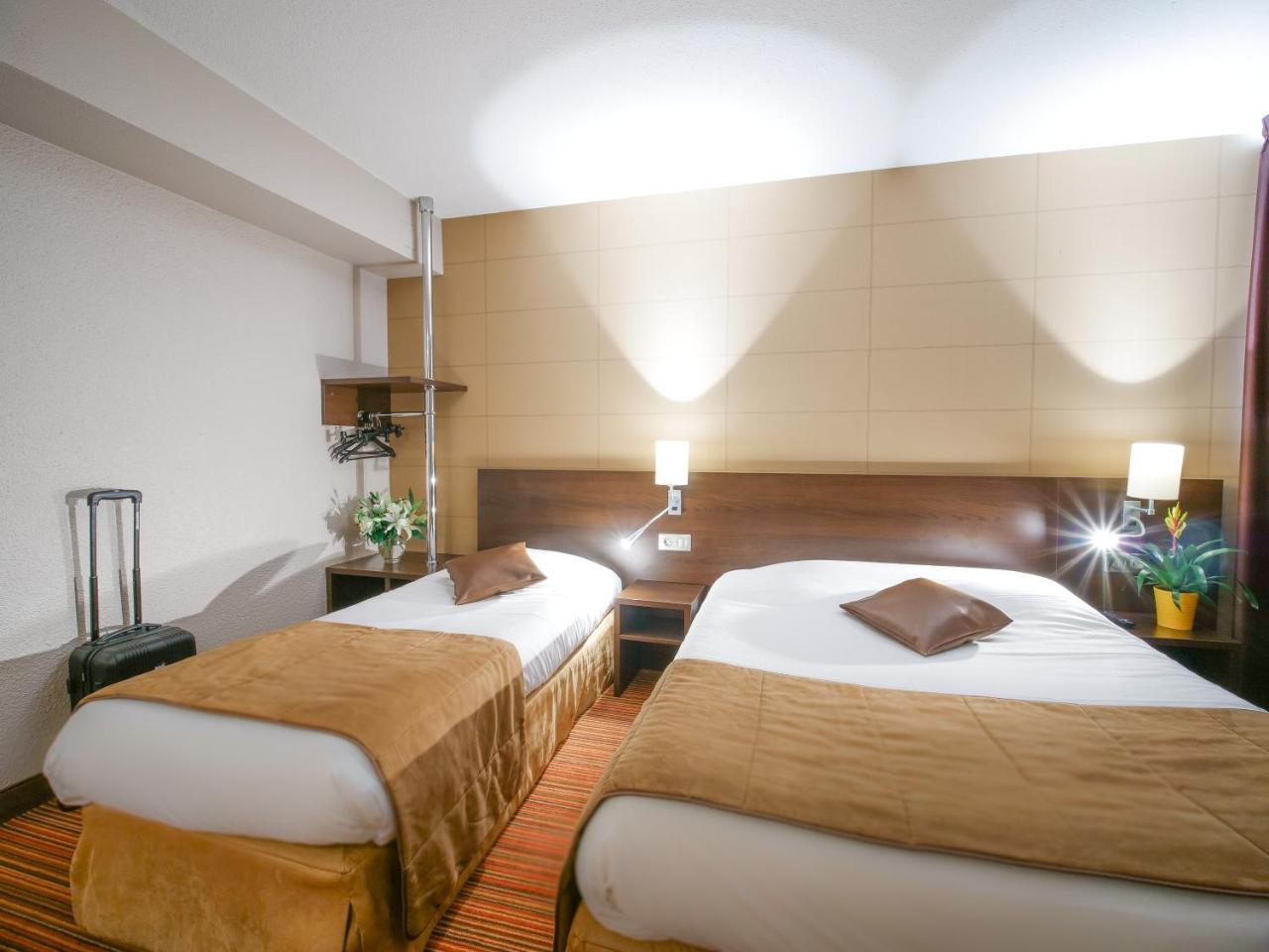 Hotel Inn Design Poitiers Sud Екстериор снимка